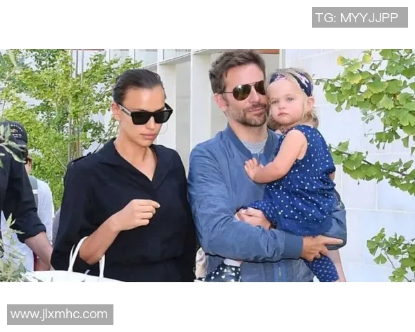 足球明星前任女友大揭秘揭晓那些曾与他们共度青春的美女们 足球明星前任女友大揭秘揭晓那些曾与他们共度青春的美女们